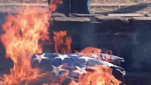 Торжественное сжигание вышедших из употребления американских флагов (сжигание)