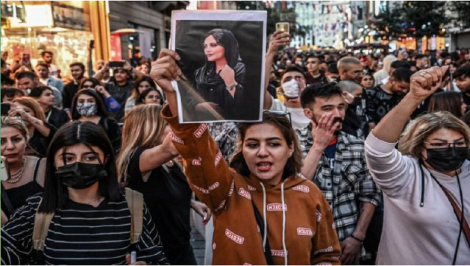 Протесты женщин в Иране: фото, осень 2022 г.